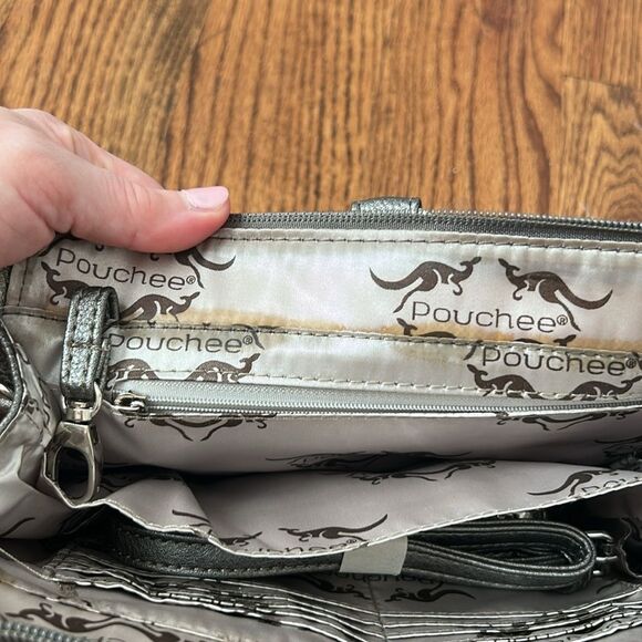 Pouchee Deluxe Multiple Pockets Organizer Purse NWT - Picture 6 of 6